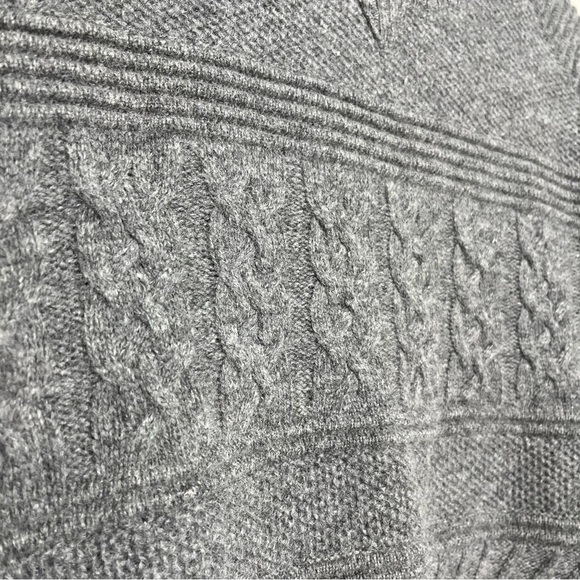 Obermeyer Men's Sweater Medium Textured Crew Neck Gray Lambswool Aspen Colorado - Picture 12 of 13